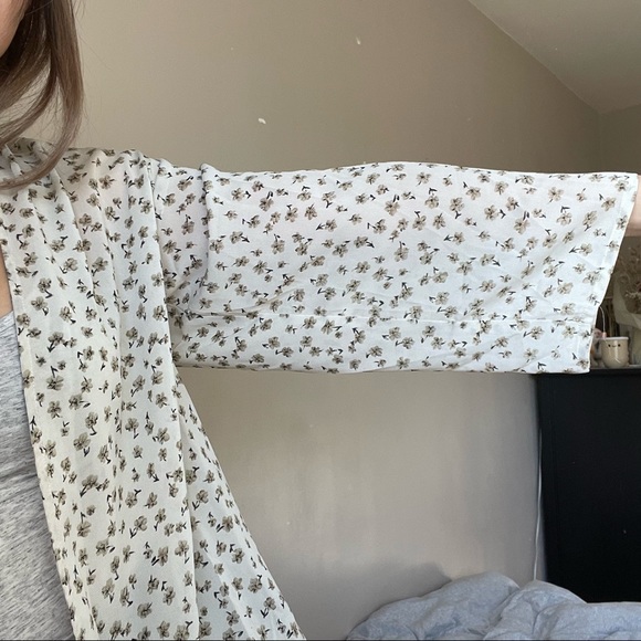 Floral Summer Robe - Picture 3 of 5